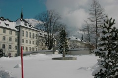 KIF_2693