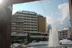 KIF_2713
