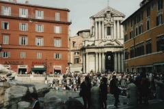 Rom057